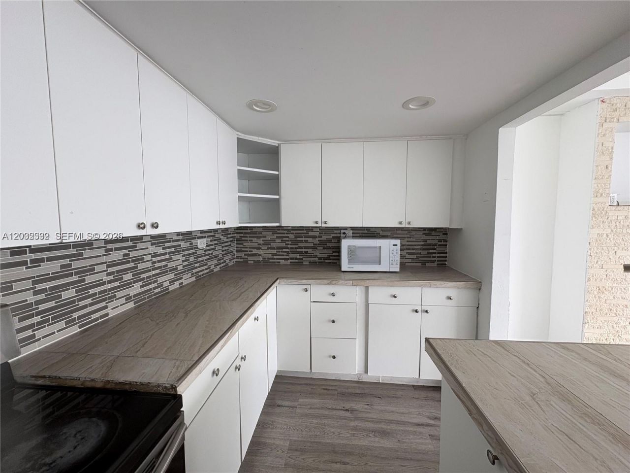 7545 E Treasure Dr, Unit 9H, North Bay Village, FL 33141 Photo