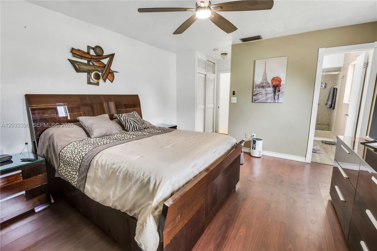 1701 NW 106th Ave , Pembroke Pines, FL 33026 Photo