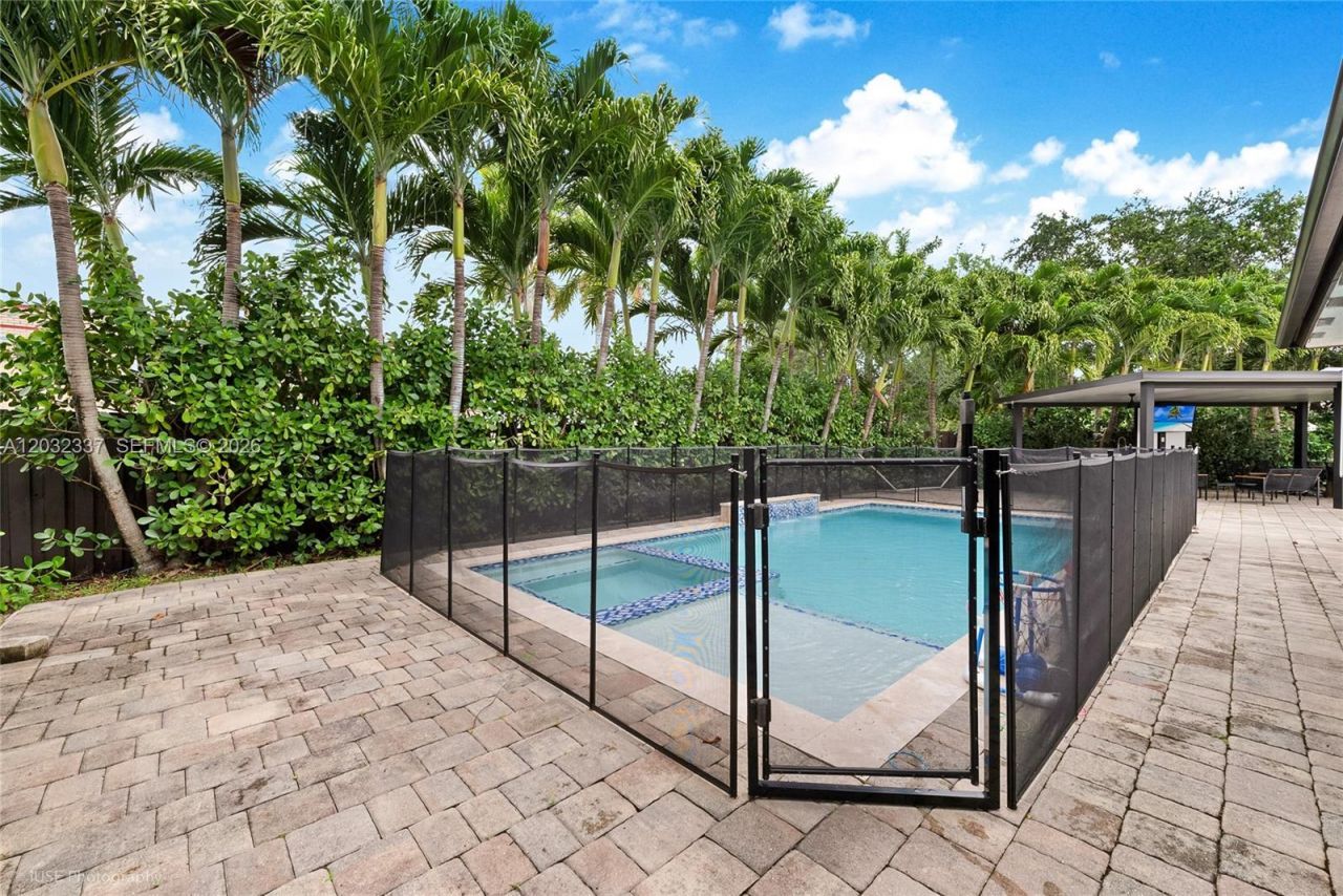 4147 NE 30th St, Homestead, FL 33033 Photo