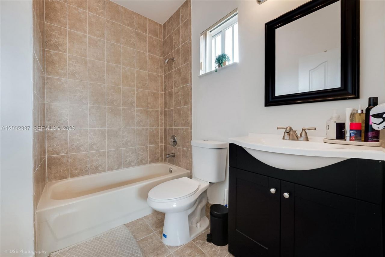 4147 NE 30th St, Homestead, FL 33033 Photo