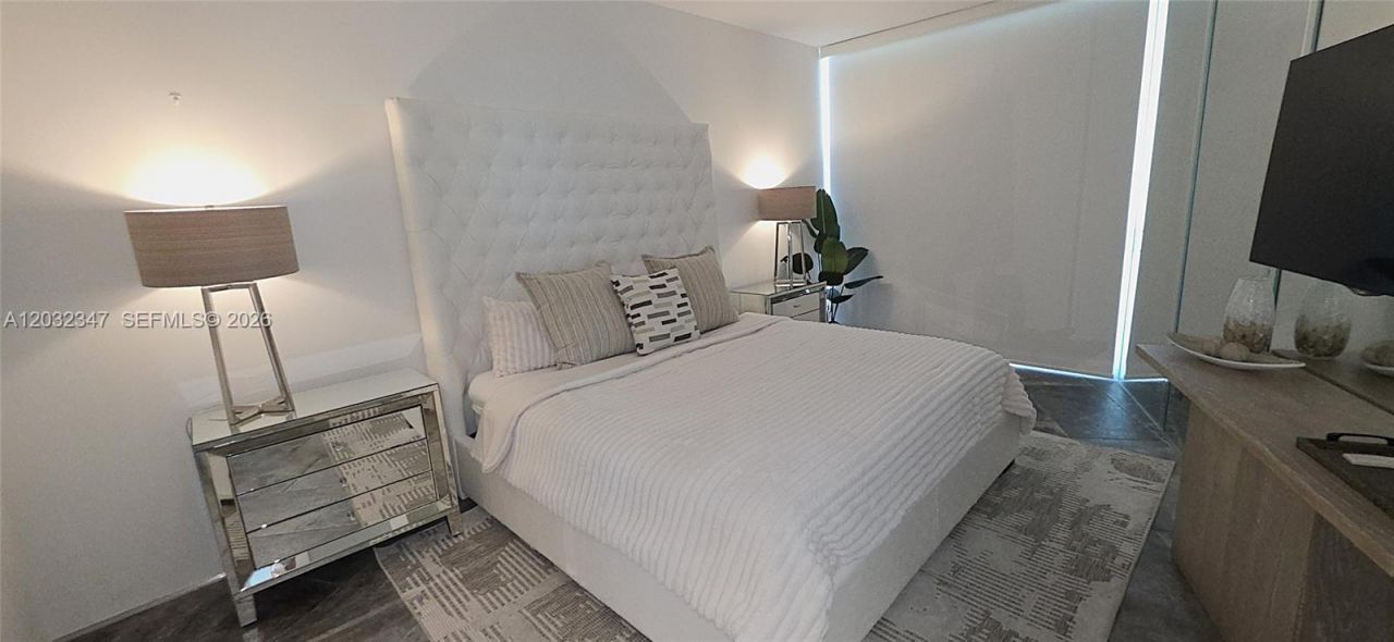 300 S Pointe Dr, Unit 908, Miami Beach, FL 33139 Photo
