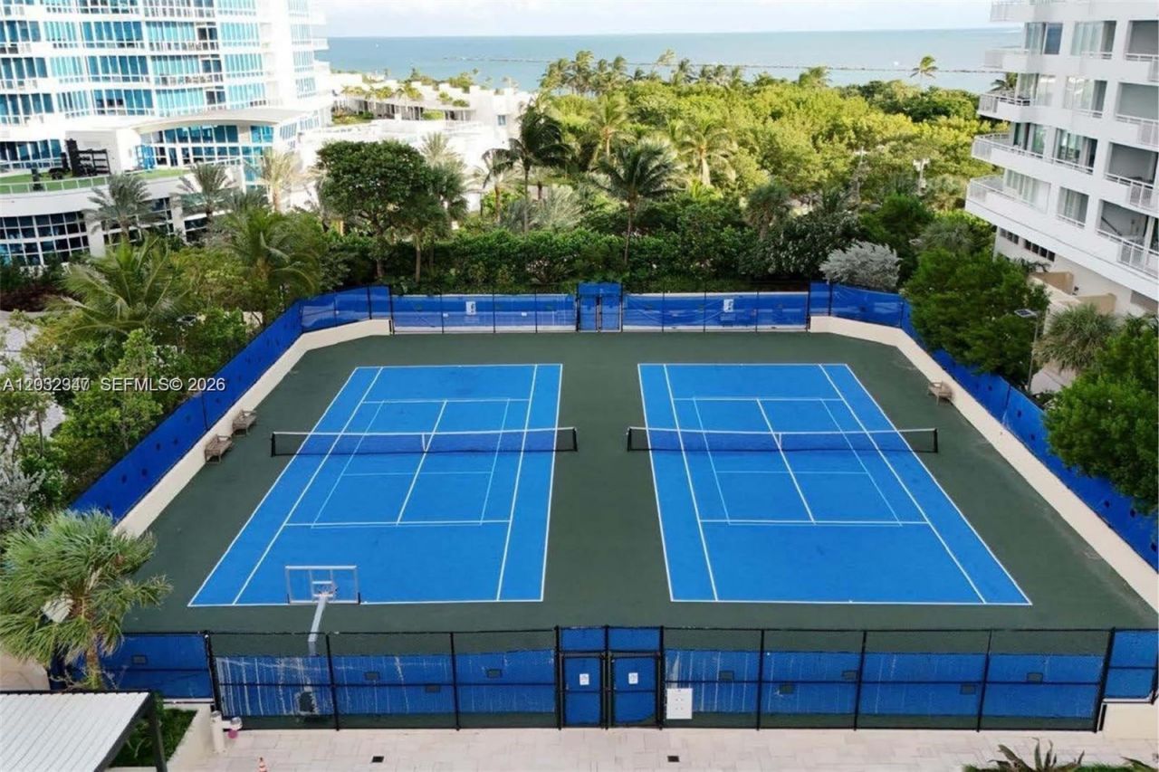 300 S Pointe Dr, Unit 908, Miami Beach, FL 33139 Photo