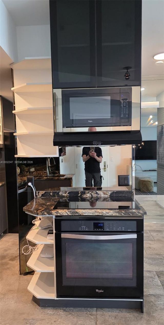300 S Pointe Dr, Unit 908, Miami Beach, FL 33139 Photo