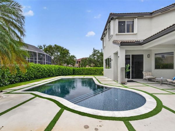 2167 SW 176th Ter, Miramar, FL 33029