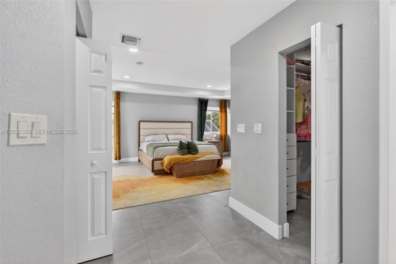2167 SW 176th Ter, Miramar, FL 33029 Photo