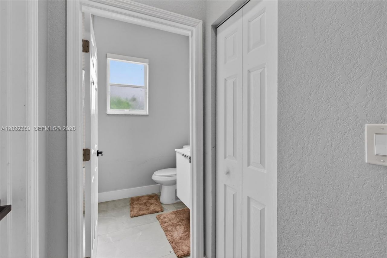 2167 SW 176th Ter, Miramar, FL 33029 Photo