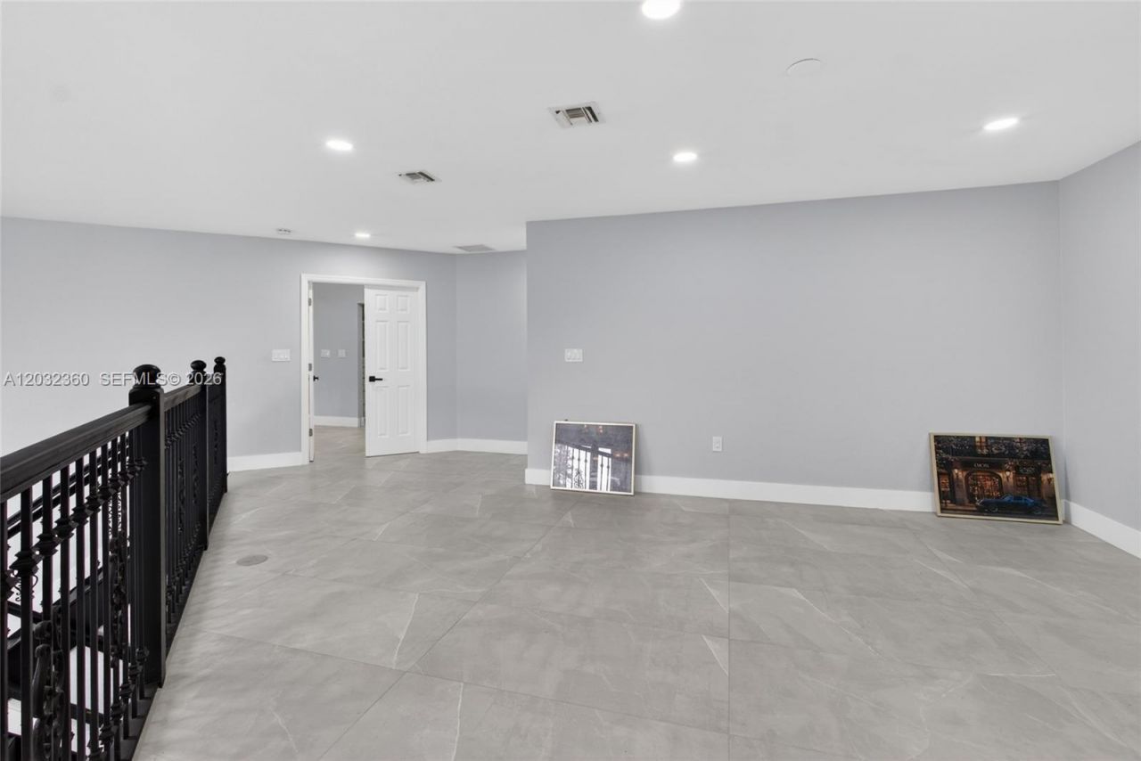 2167 SW 176th Ter, Miramar, FL 33029 Photo