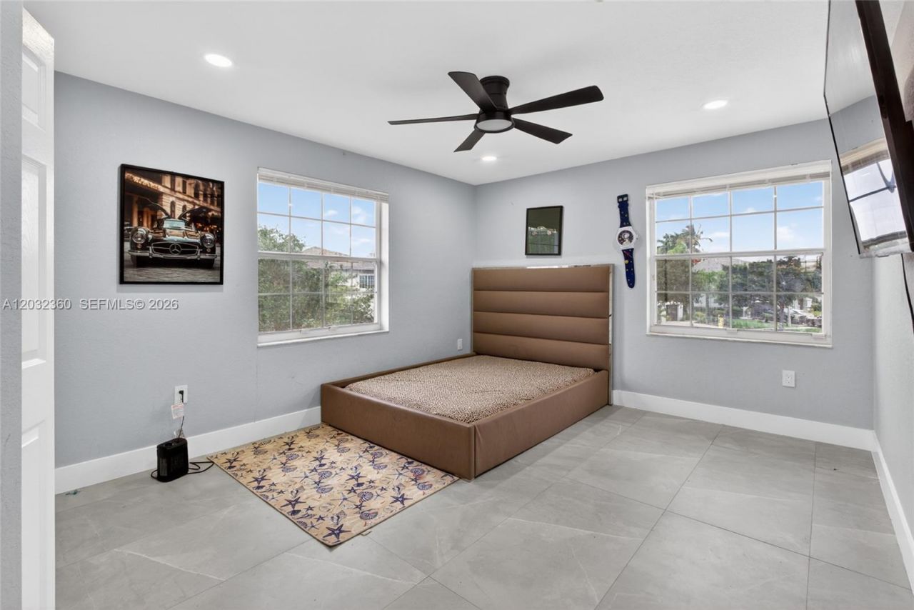 2167 SW 176th Ter, Miramar, FL 33029 Photo