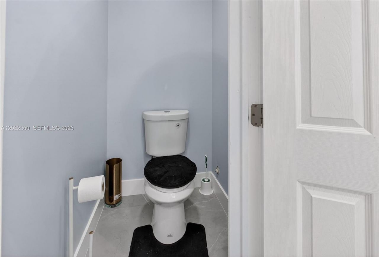 2167 SW 176th Ter, Miramar, FL 33029 Photo