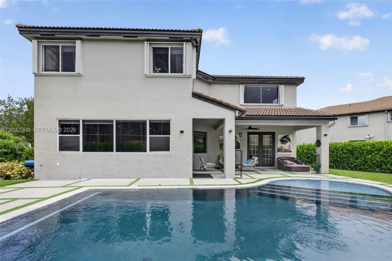 2167 SW 176th Ter, Miramar, FL 33029 Photo