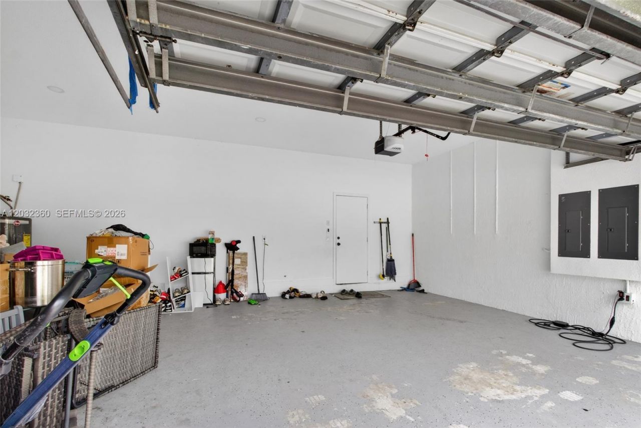 2167 SW 176th Ter, Miramar, FL 33029 Photo