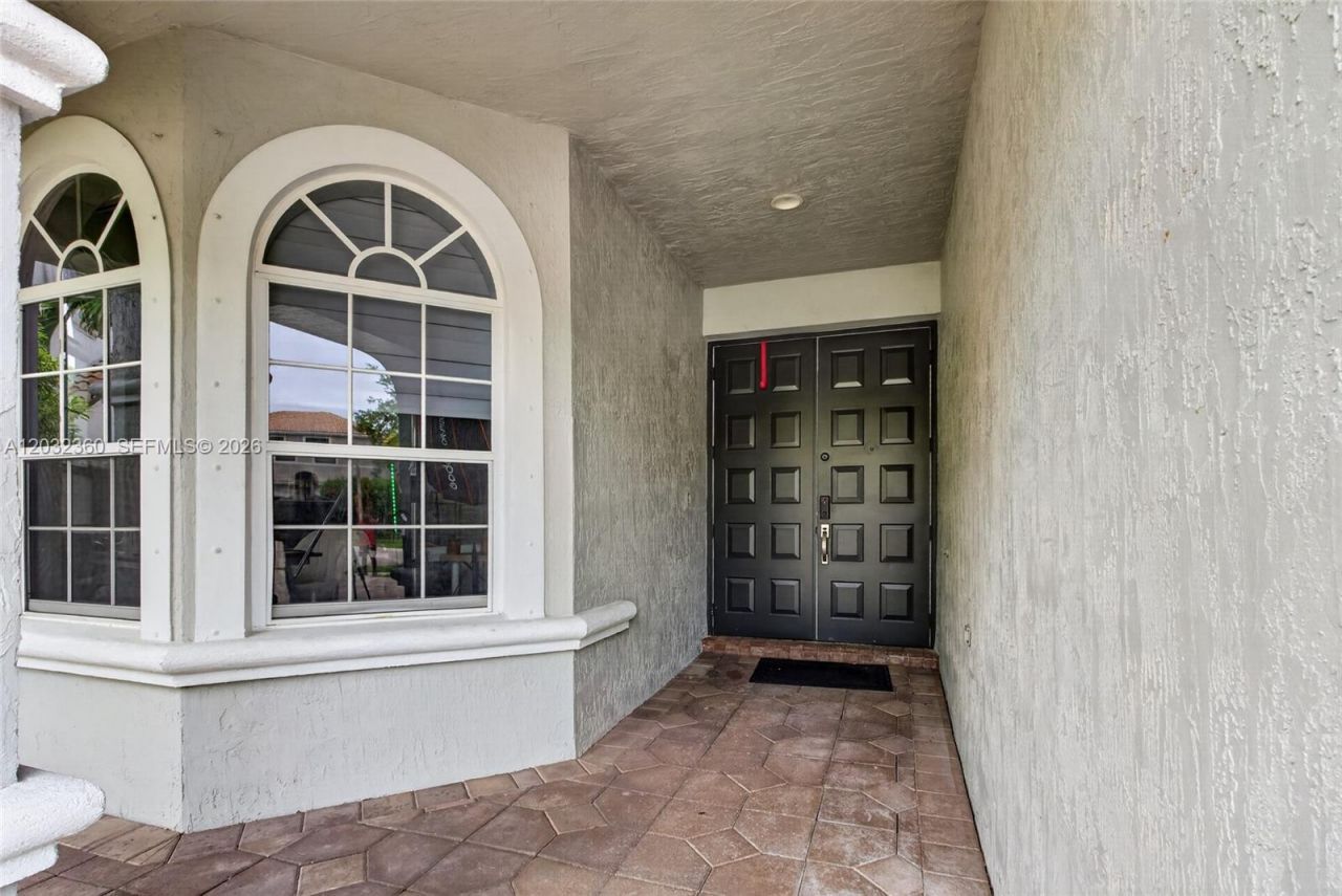 2167 SW 176th Ter, Miramar, FL 33029 Photo