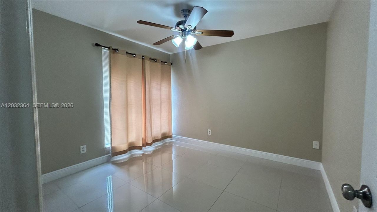 10377 N Kendall Dr , Unit K8, Miami, FL 33176 Photo
