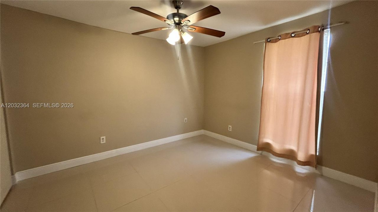 10377 N Kendall Dr , Unit K8, Miami, FL 33176 Photo