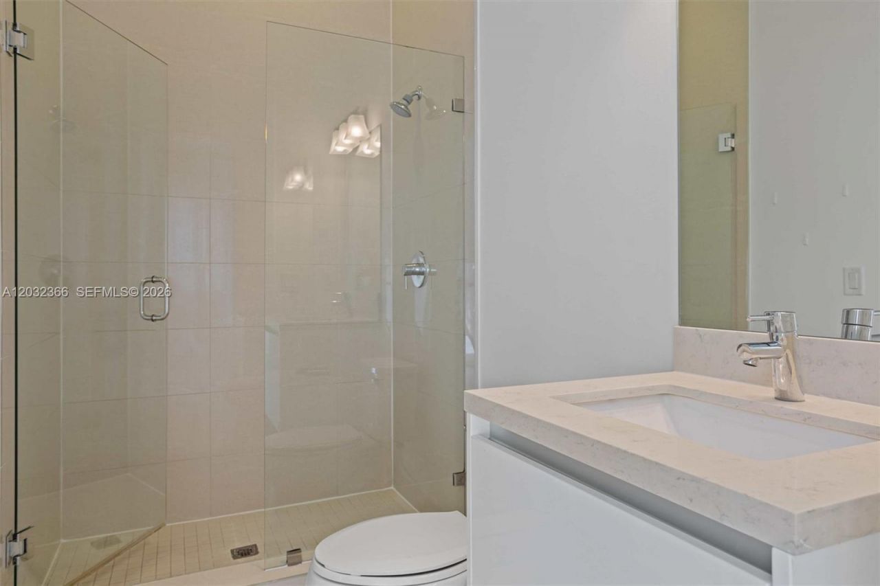 10296 NW 74th Terrace , Doral, FL 33178 Photo