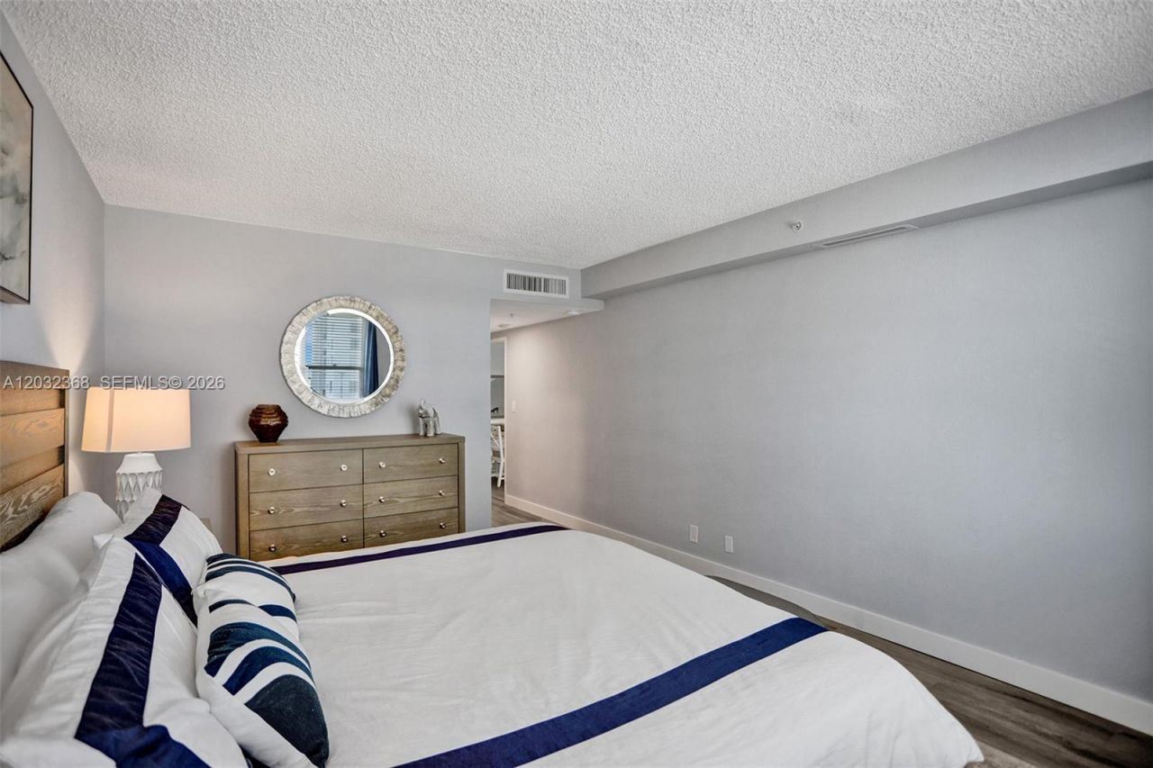 2501 S Ocean Dr , Unit 302, Hollywood, FL 33019 Photo