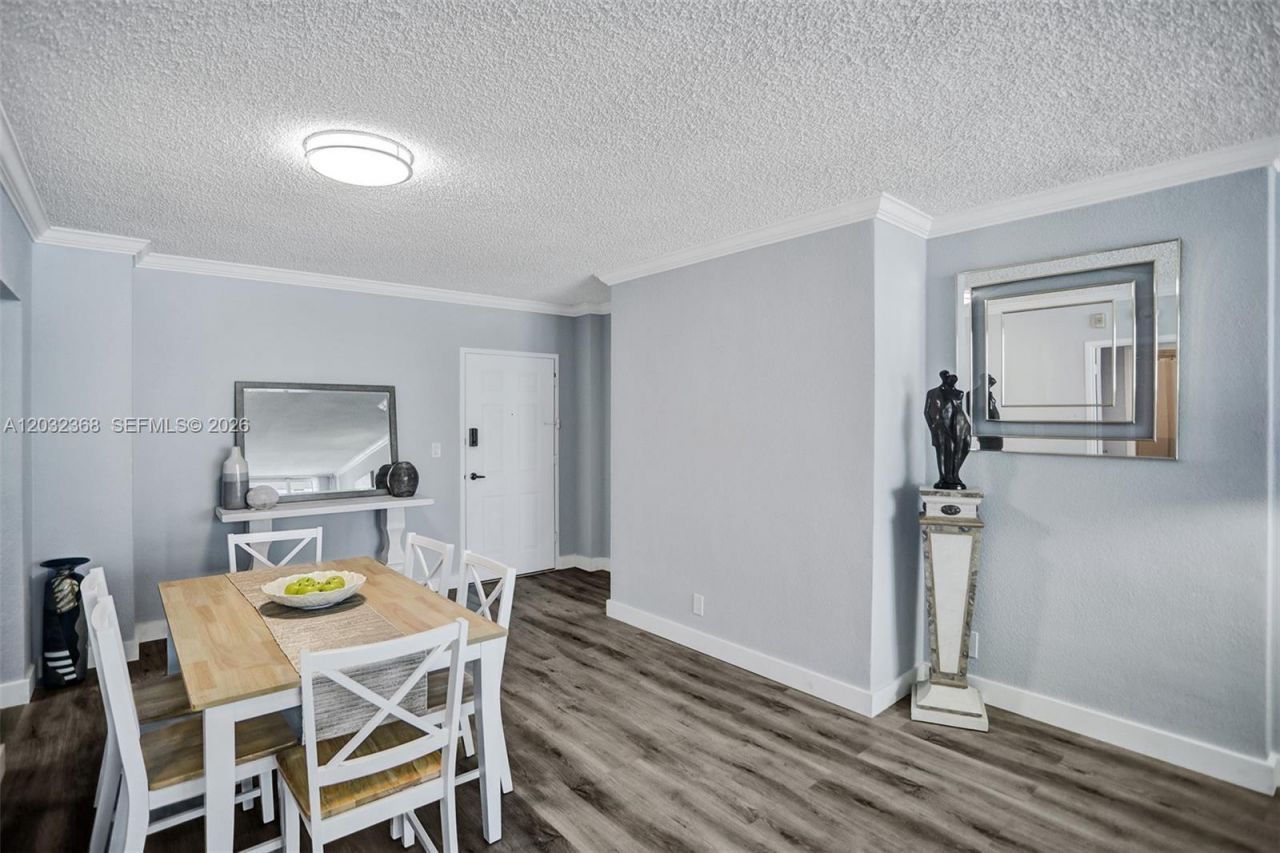 2501 S Ocean Dr , Unit 302, Hollywood, FL 33019 Photo