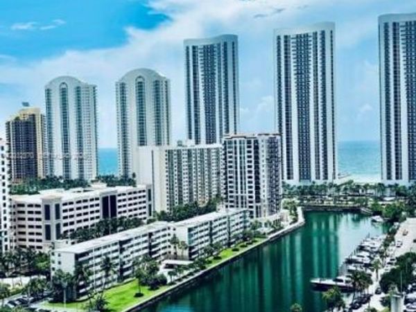 500 Bayview Dr, Unit 1923, Sunny Isles Beach, FL 33160