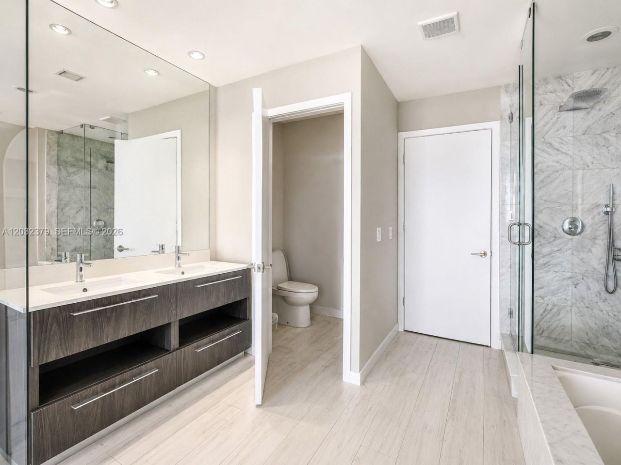 480 NE 31st St , Unit 3705, Miami, FL 33137 Photo