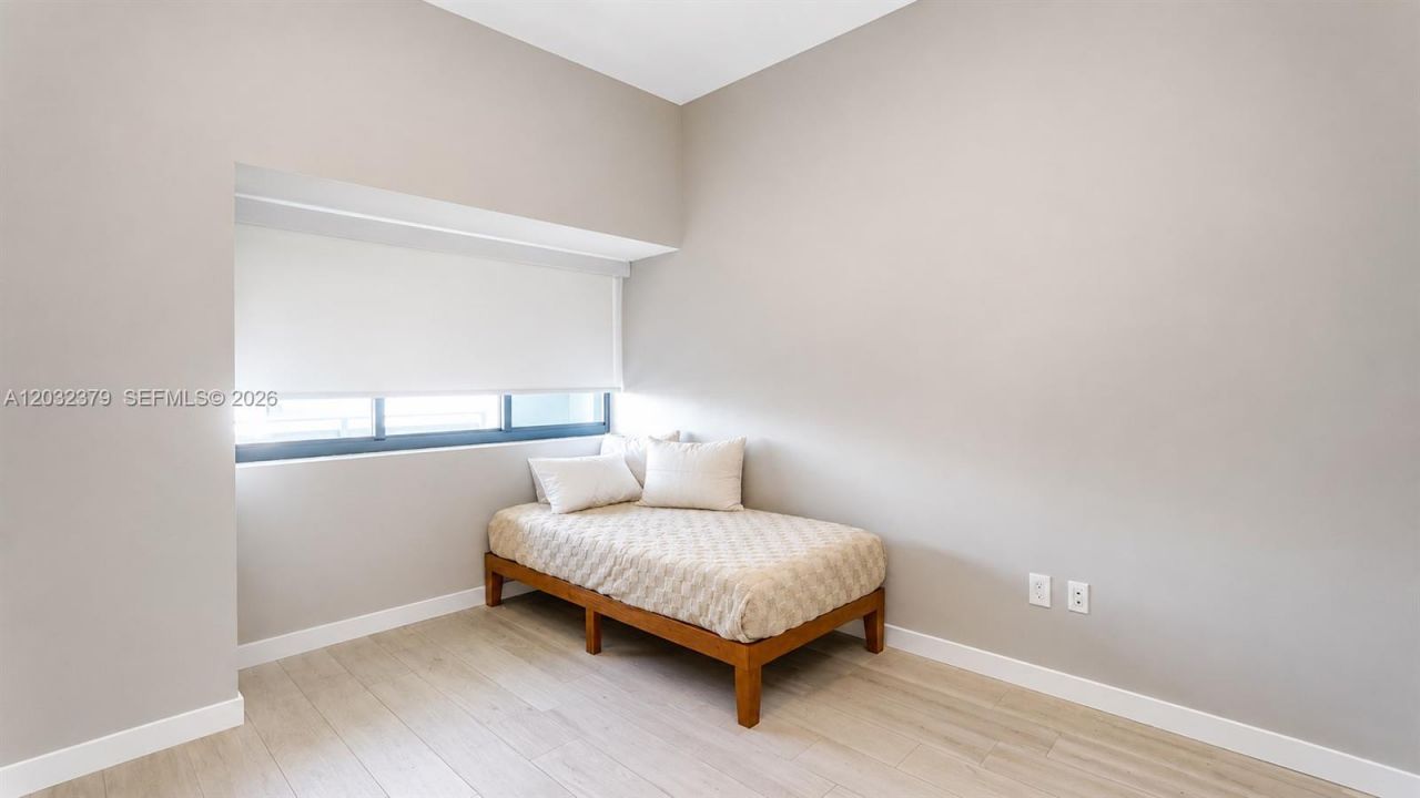 480 NE 31st St , Unit 3705, Miami, FL 33137 Photo