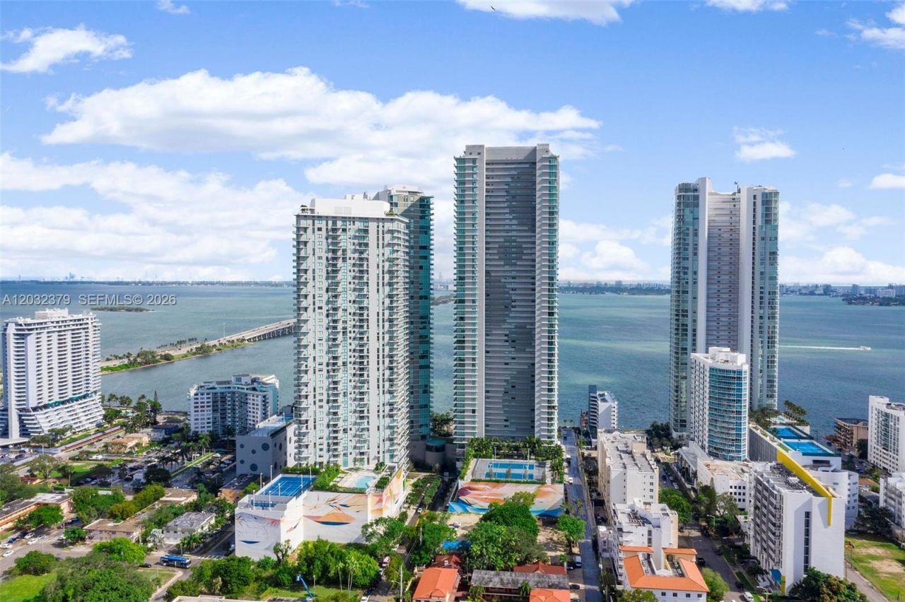 480 NE 31st St , Unit 3705, Miami, FL 33137 Photo