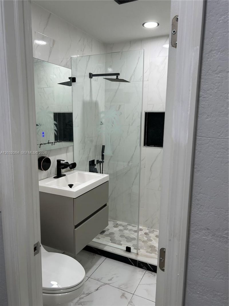 633 E 22nd St , Hialeah, FL 33013 Photo