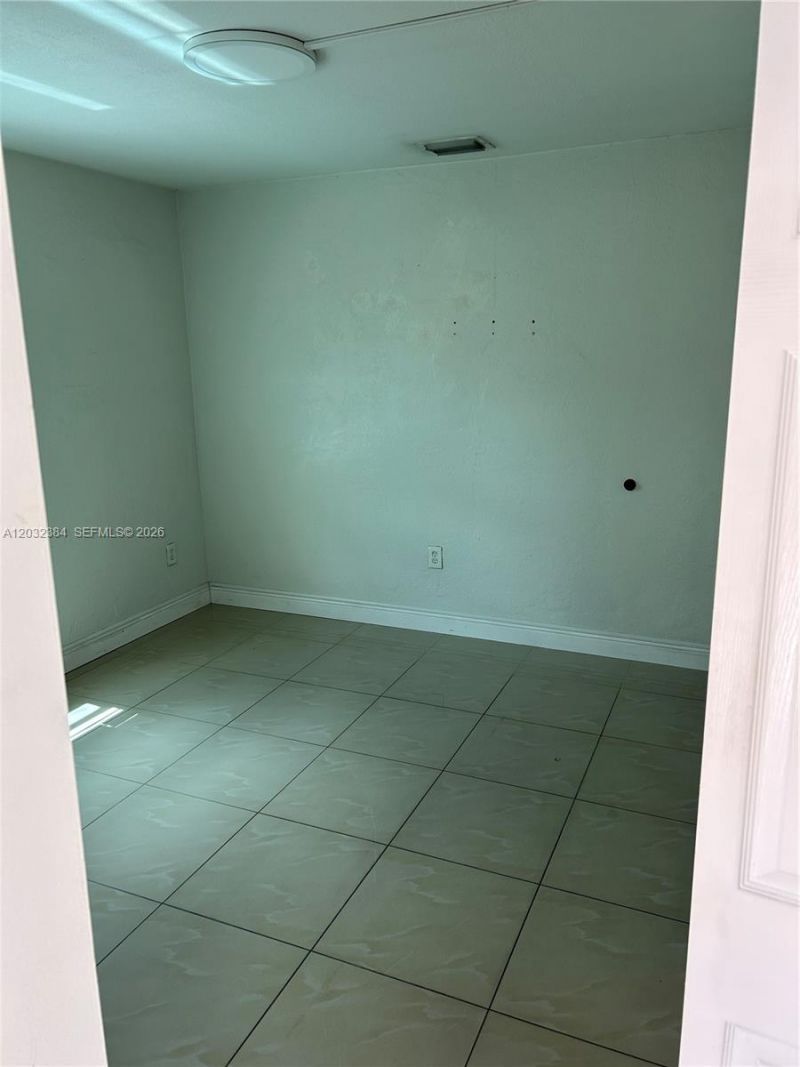 633 E 22nd St , Hialeah, FL 33013 Photo