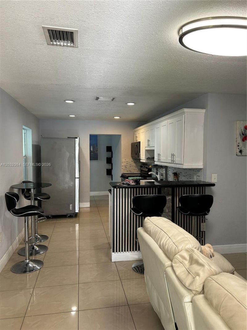 633 E 22nd St , Hialeah, FL 33013 Photo