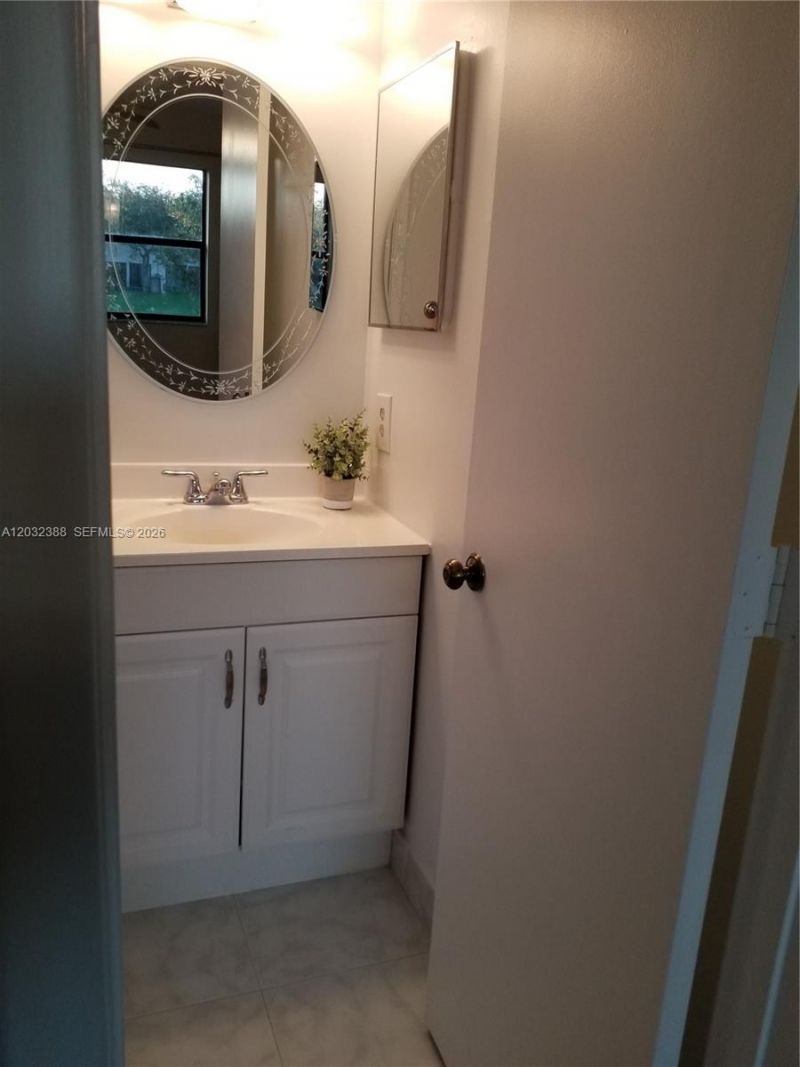 9982 Nob Hill Ct , Unit 9982, Sunrise, FL 33351 Photo