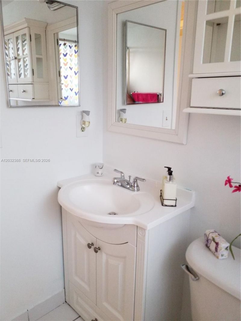 9982 Nob Hill Ct , Unit 9982, Sunrise, FL 33351 Photo