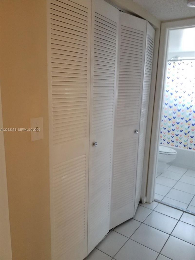 9982 Nob Hill Ct , Unit 9982, Sunrise, FL 33351 Photo
