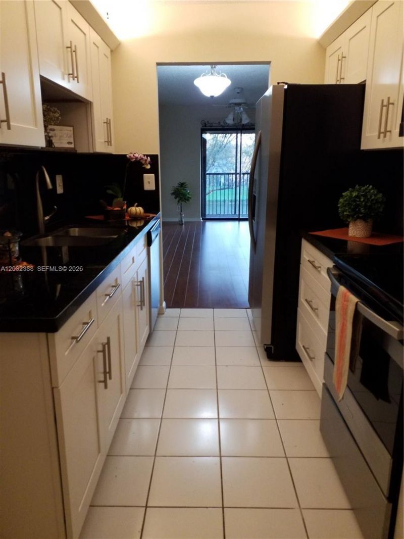 9982 Nob Hill Ct , Unit 9982, Sunrise, FL 33351 Photo