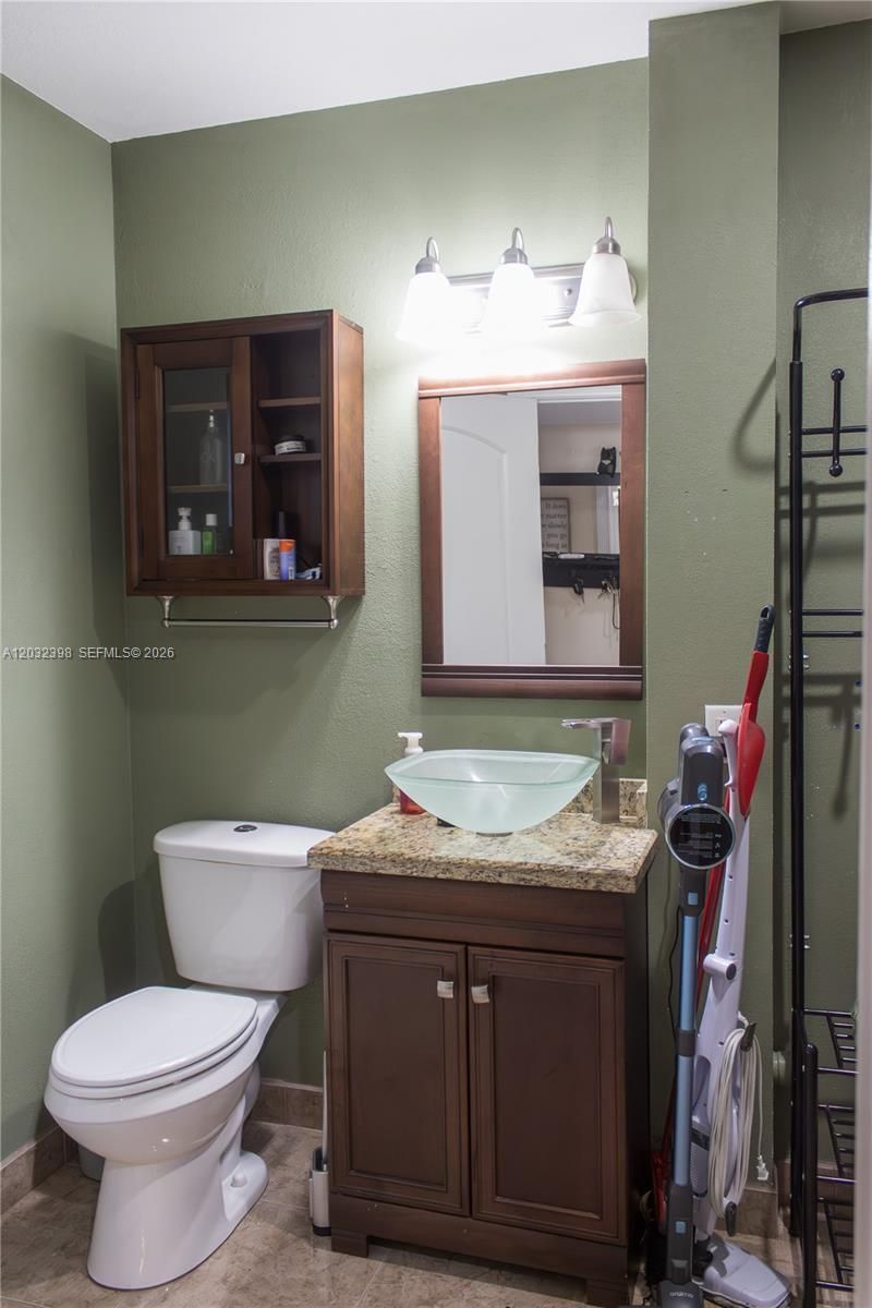 7645 NW 38th Ct , Sunrise, FL 33351 Photo