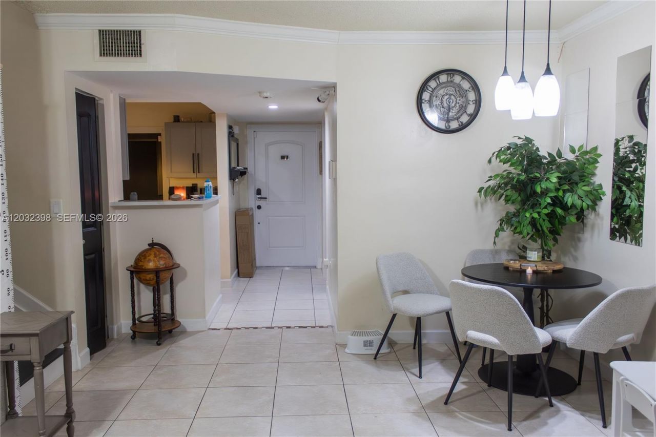 7645 NW 38th Ct , Sunrise, FL 33351 Photo