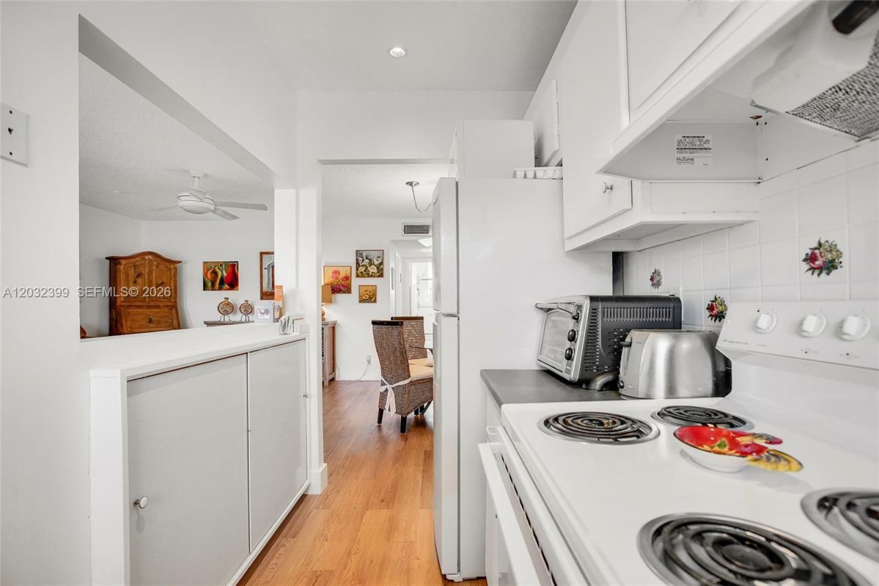 5300 Washington St , Unit O224, Hollywood, FL 33021 Photo