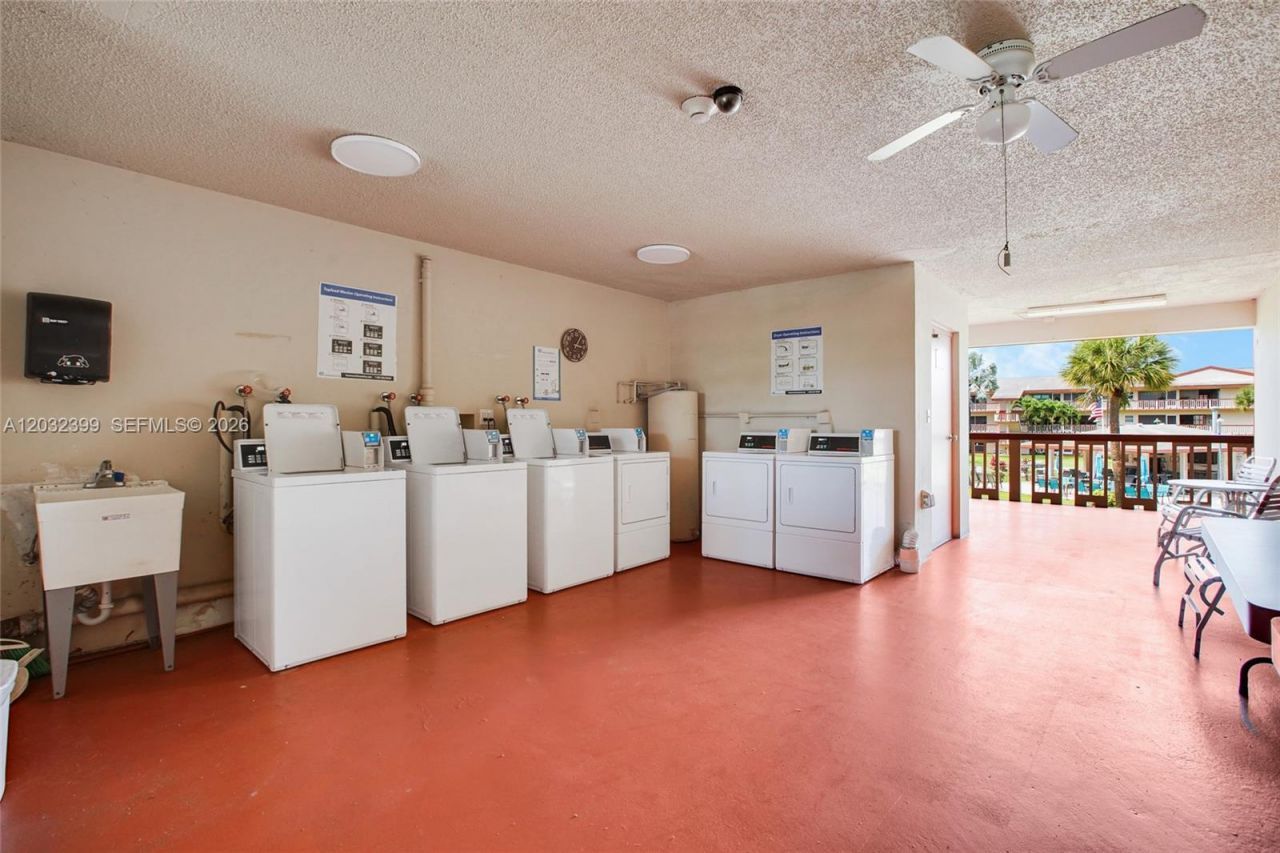 5300 Washington St , Unit O224, Hollywood, FL 33021 Photo