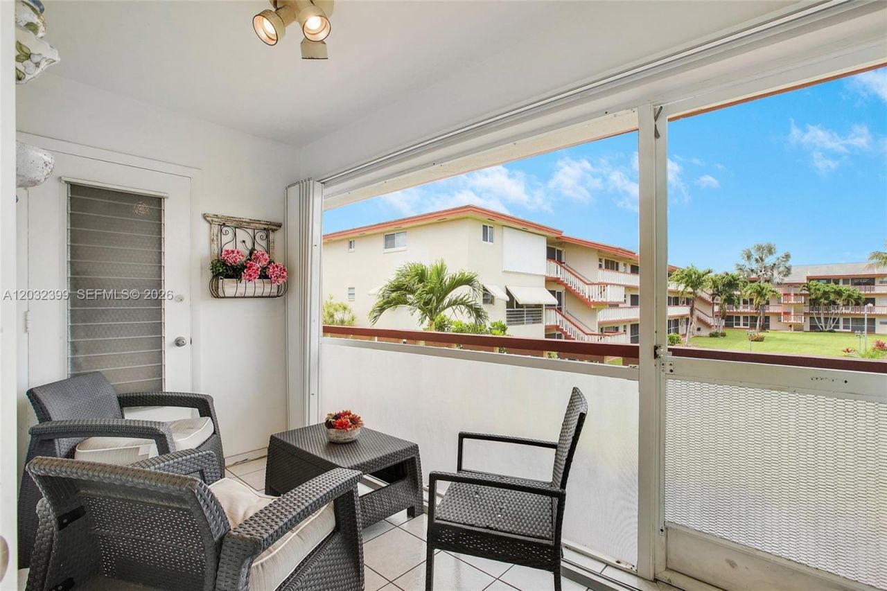 5300 Washington St , Unit O224, Hollywood, FL 33021 Photo