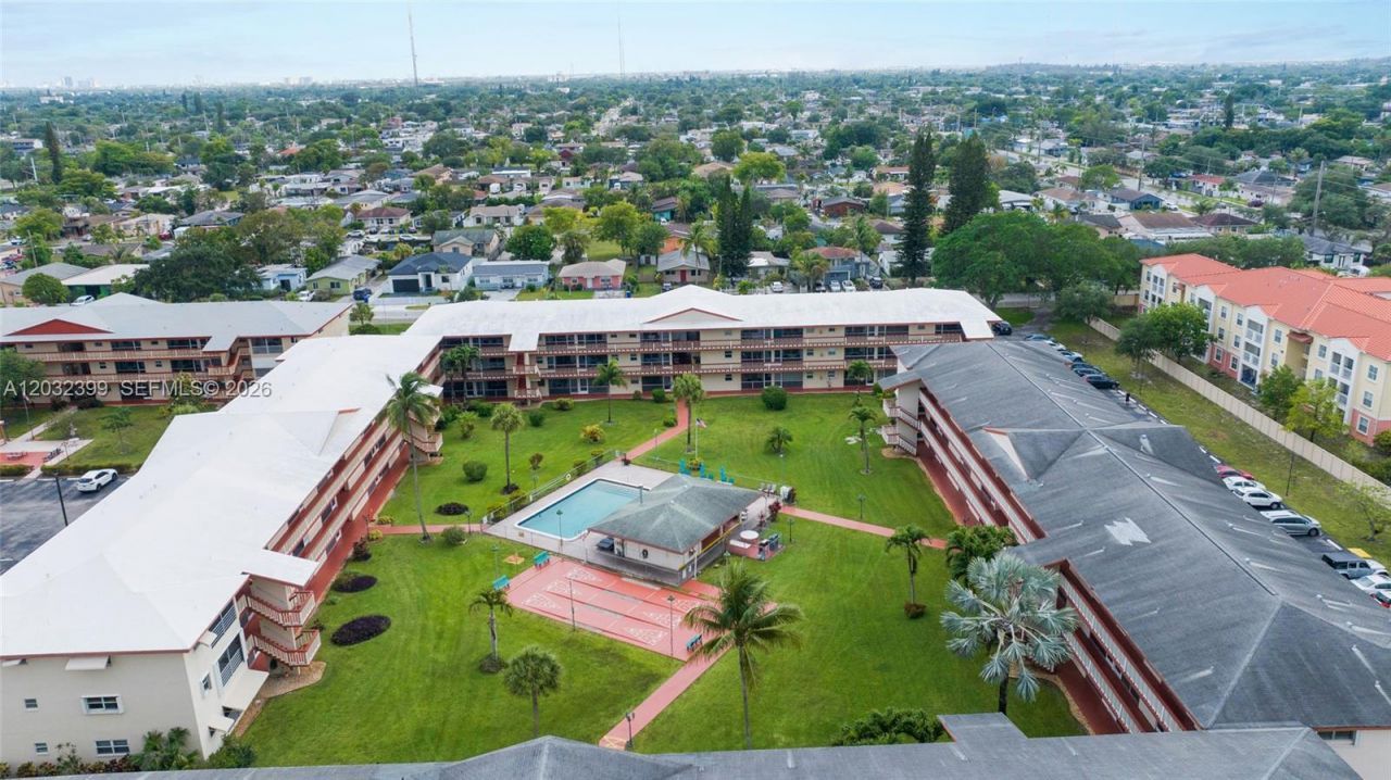 5300 Washington St , Unit O224, Hollywood, FL 33021 Photo