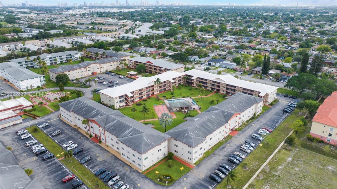 5300 Washington St , Unit O224, Hollywood, FL 33021 Photo