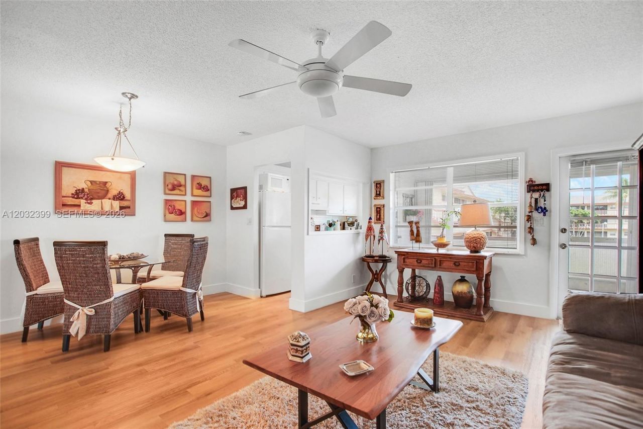 5300 Washington St , Unit O224, Hollywood, FL 33021 Photo