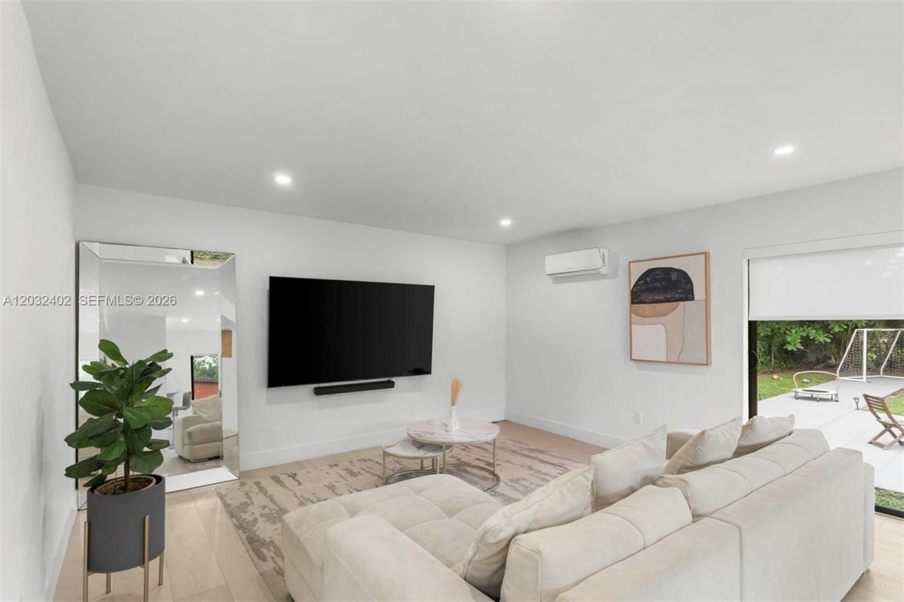 151 NW 146th St , Unit 151, Miami, FL 33168 Photo