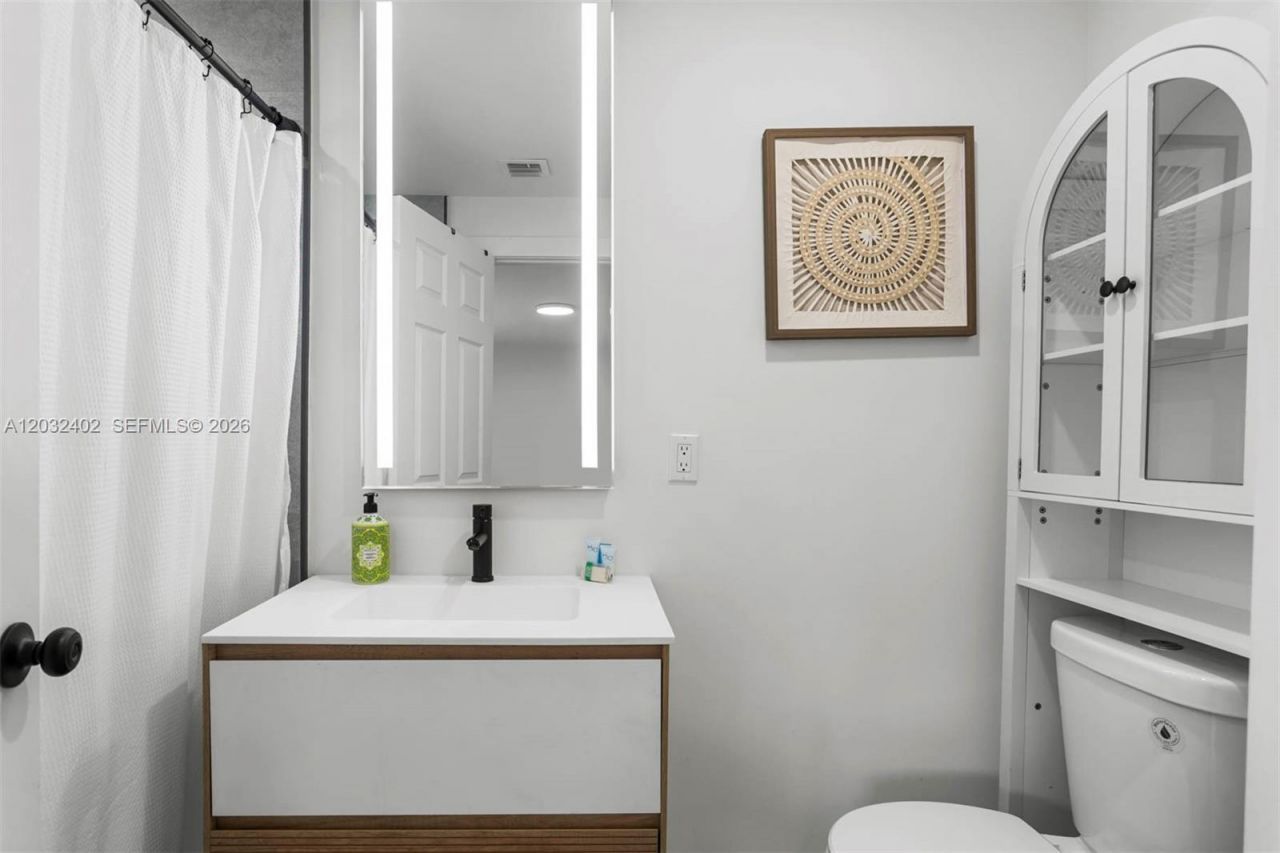151 NW 146th St , Unit 151, Miami, FL 33168 Photo