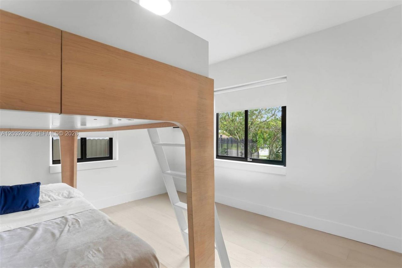 151 NW 146th St , Unit 151, Miami, FL 33168 Photo