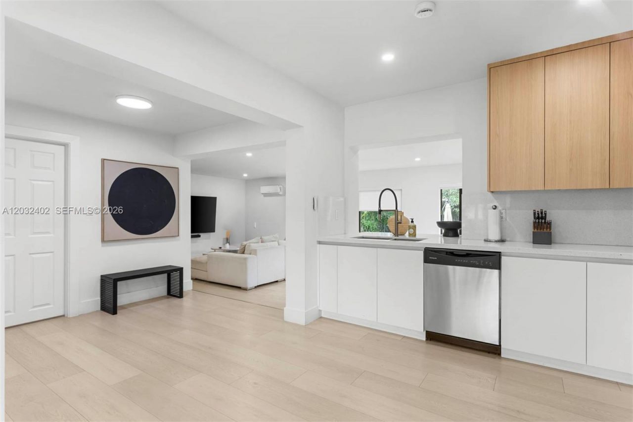 151 NW 146th St , Unit 151, Miami, FL 33168 Photo