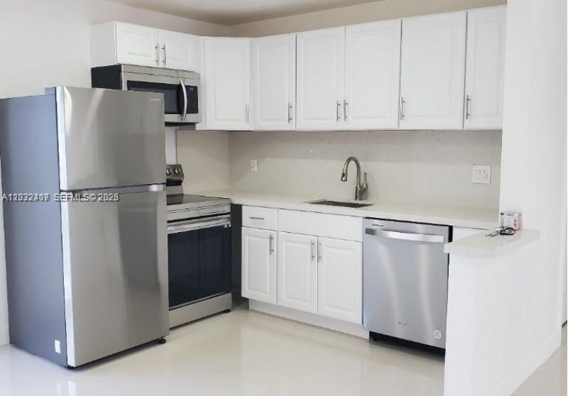 2124 SW 42nd Ter , Fort Lauderdale, FL 33317 Photo