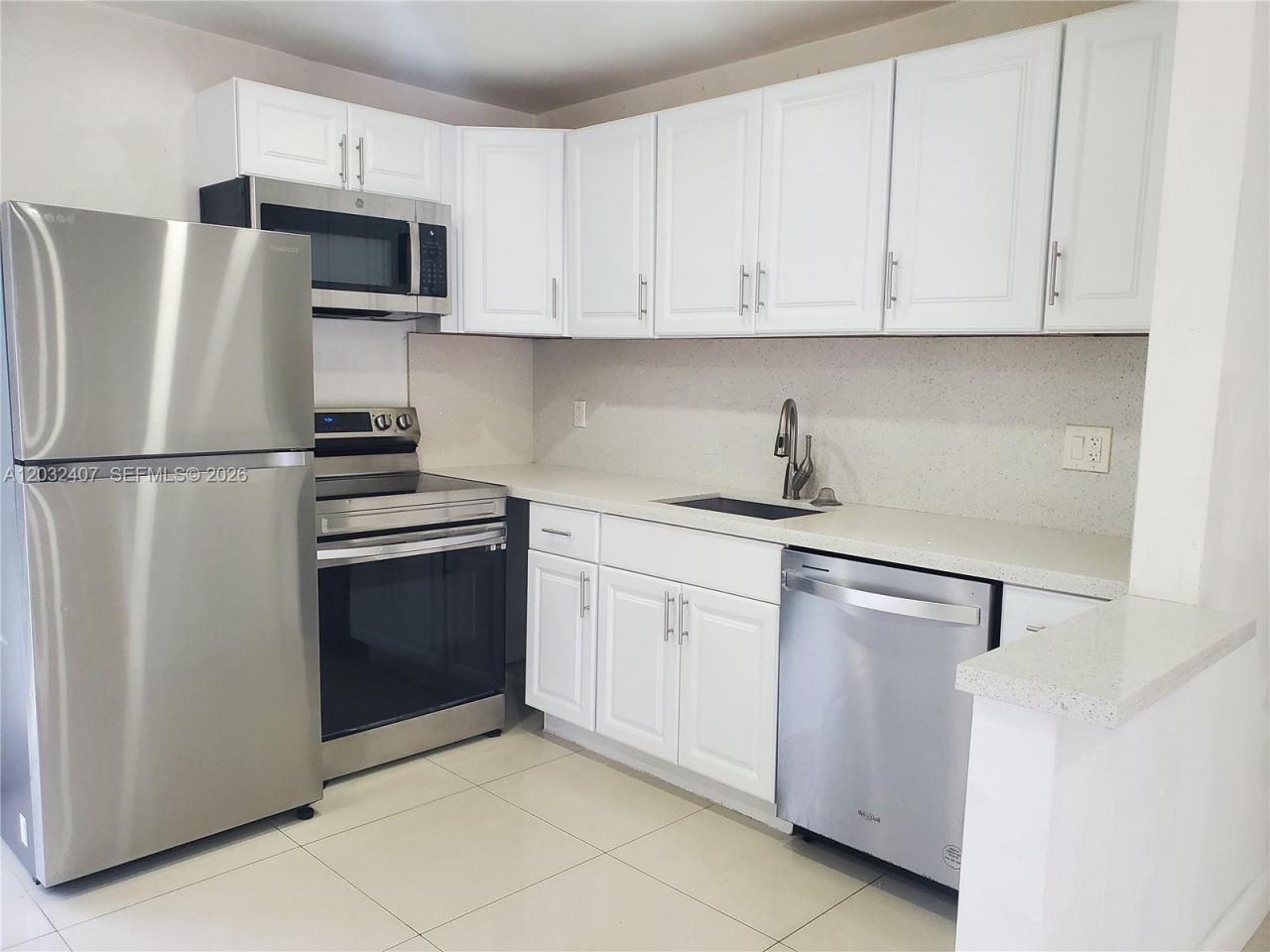 2124 SW 42nd Ter , Fort Lauderdale, FL 33317 Photo