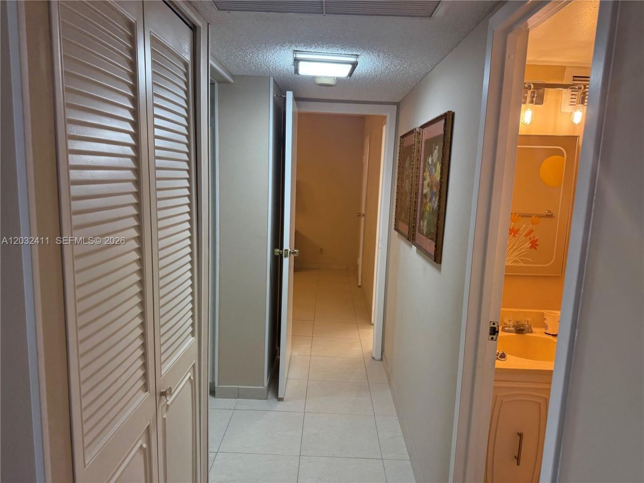 851 Three Islands Blvd , Unit 511, Hallandale Beach, FL 33009 Photo