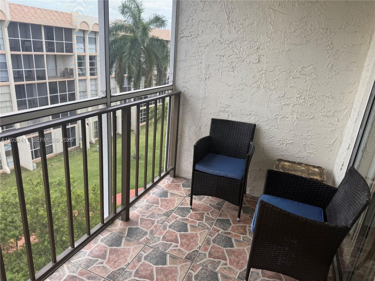 851 Three Islands Blvd , Unit 511, Hallandale Beach, FL 33009 Photo
