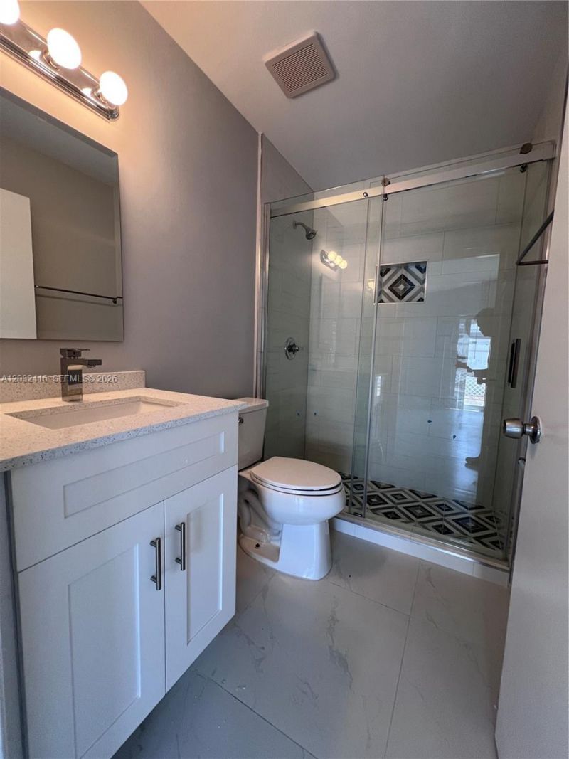 2834 W 75th Ter , Hialeah, FL 33018 Photo