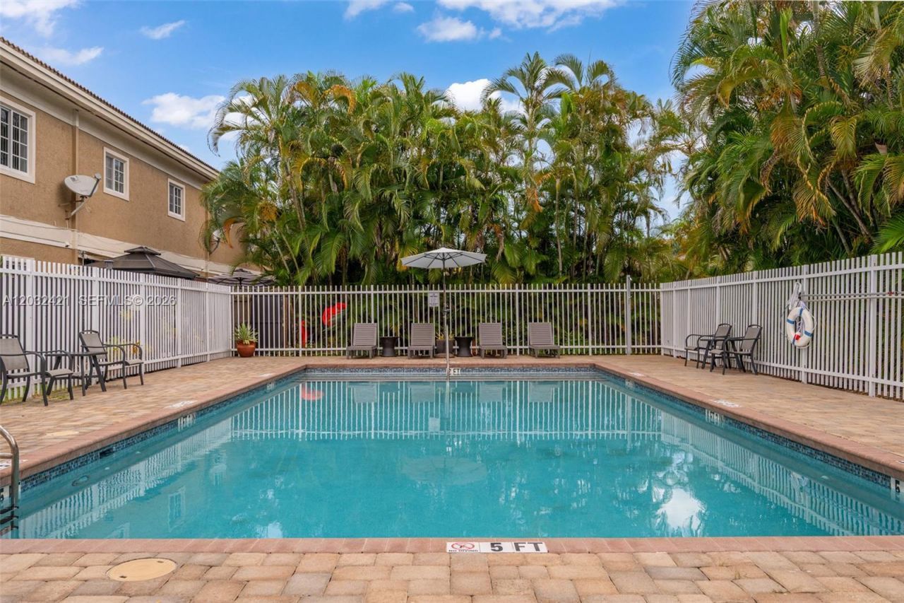 4902 Washington St , Unit 4, Hollywood, FL 33021 Photo